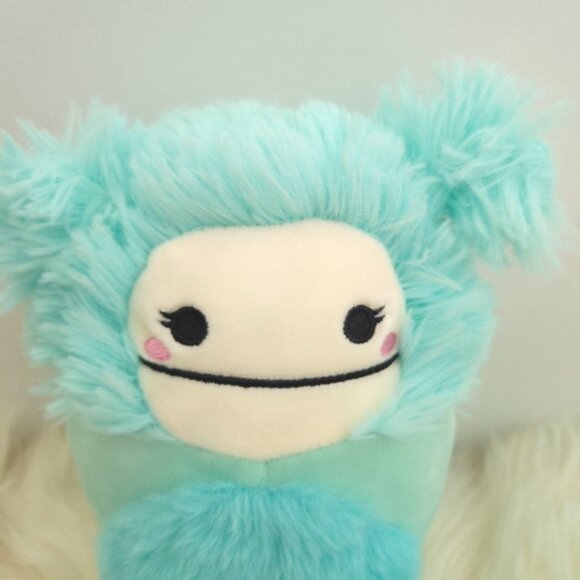 Squishmallows Joelle The Bigfoot Plush Toy 5inch - Picture 2 of 11